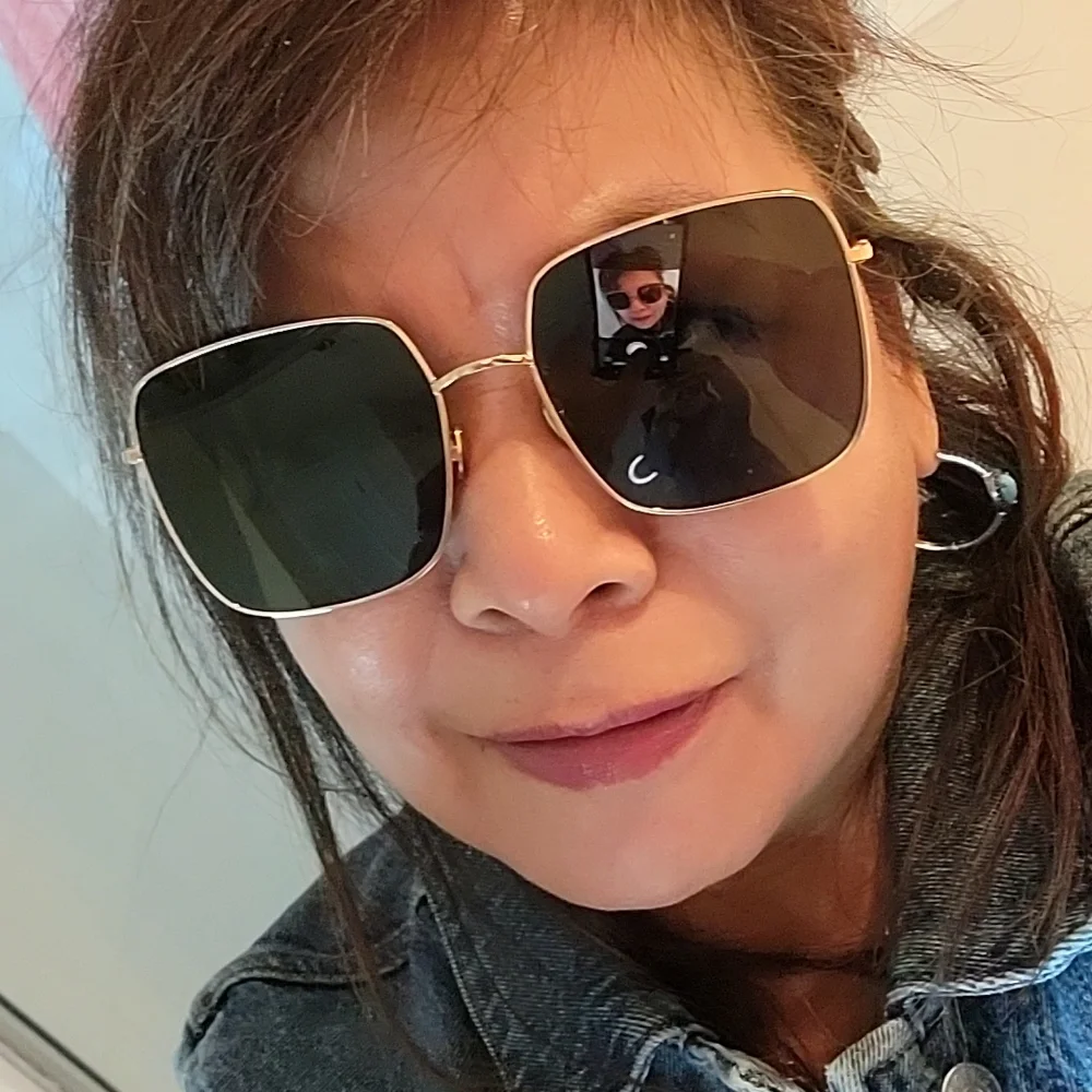 Sunglasses 👓 - Picture 4 of 5